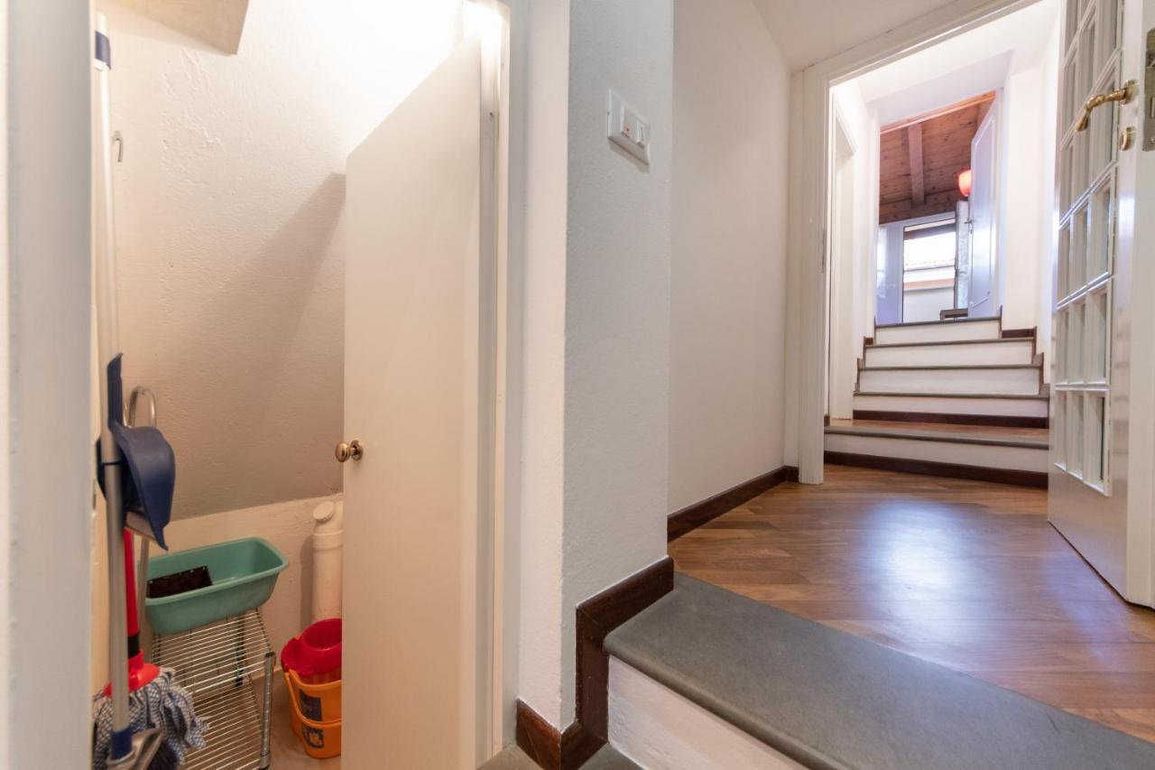 Housmart Tovaglie 9 Int. 6 Apartment Bologna Bagian luar foto